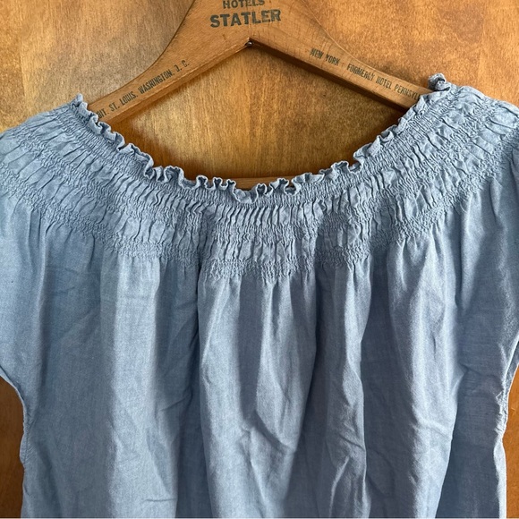 Talbots Large Blue Chambray Smocked Top Boho Cottagecore Fairy Peasant Prairie - Picture 7 of 14